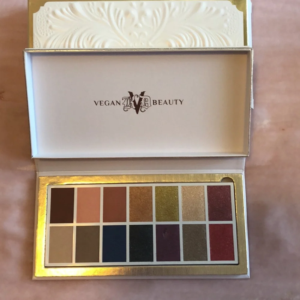 KVD Edge Of Reality Palette - Picture 2 of 3